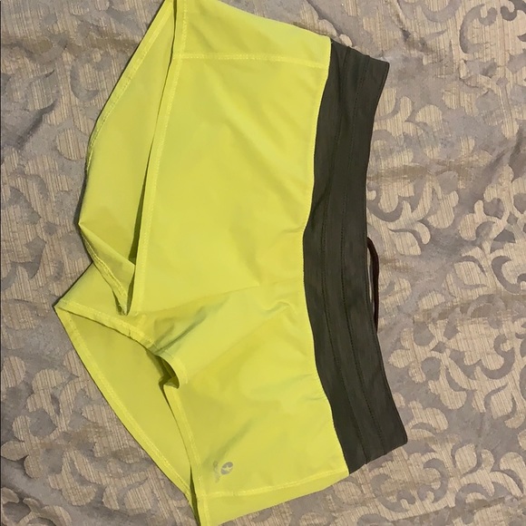 Oiselle Mac Roga - Picture 1 of 3